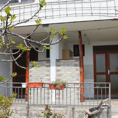Pataki Studios Petrovac Exterior foto