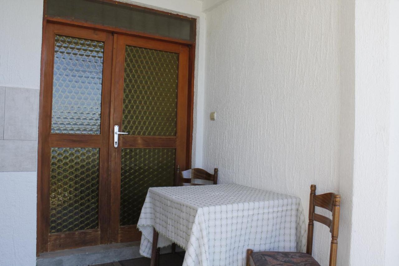 Pataki Studios Petrovac Exterior foto